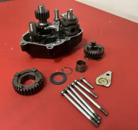 23911-vm6-000 Honda 1985 Fourtrax Trx 125 Oem Sub Transmission Gears Cover 23911-vm6-000 Honda 1985 Fourtrax Trx 125 Oem Sub Transmission Gears Cover
