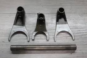 24211-hm7-000 Honda 2000 Foreman 400 Trx400fw 4x4 Engine Motor Transmission Gear Shift Forks