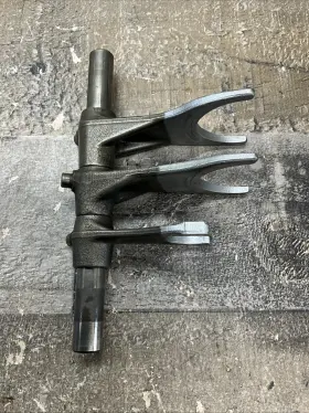 24241-hm7-000 Honda Oem Shift Fork Set With Shaft Foreman Rubicon Trx 400 450 500