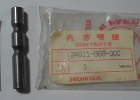24811-968-000 Honda 1984-85 Atc 125 M Oem Sub Shift Fork Shaft Hr/13