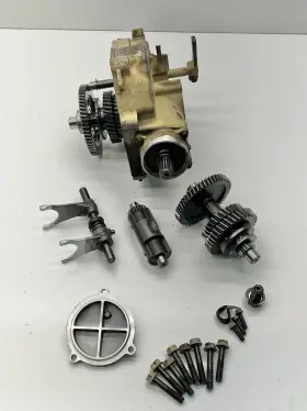 11021-y001 Kawasaki 2012-2024 Kvf 300 Brute Force Oem Transmission Gear Box Case Shaft Fork