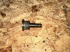 K7561-12412 Kubota 05 Rtv900 Transmission Shaft