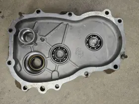 240165 Polaris 2005 Sportsman 700 Efi Transmission Housing And Parts