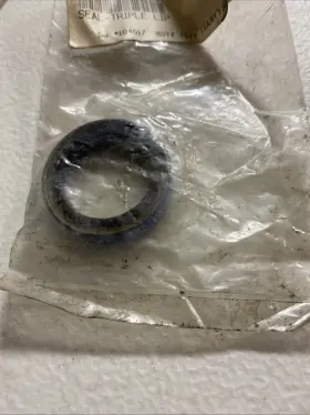 3233785 Polaris Oem Triple Lip Seal