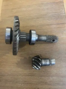 3233911 Polaris 2002 Sportsman 700 Rear Output Shaft Set