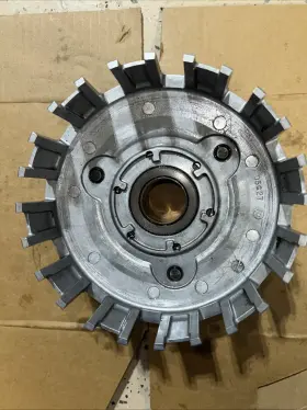 07g27 Suzuki #2-03-04 Ltz-kfx-dvx 400 Oem Clutch Basket