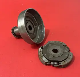 21110-02c01 Suzuki 1989 - 2004 Quadrunner Lt160 Oem Centrifugal Primary Wet Clutch Assembly