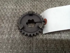 24231-24404 Suzuki 85 Quadrunner 185 Lt185 2x4 Oem 3rd Drive Gear Nt 18
