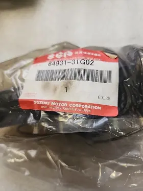 64931-31g02 Suzuki New Oem Lt-a700 Inner Boot Set