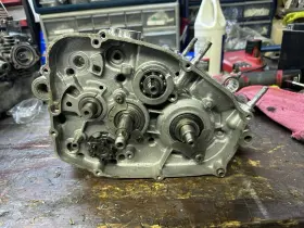 1000005 Yamaha 88-06 96 1996 Yfs200 Yfs 200 Blaster Transmission Damaged Crankcase