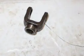 22f-17556-01-00 Yamaha 04 Raptor Yoke Joint