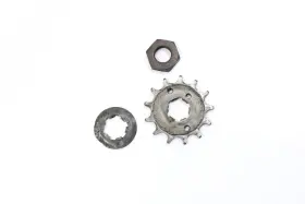 2xj-17460-00-00 Yamaha 2001 Banshee 350 Oem Front Sprocket