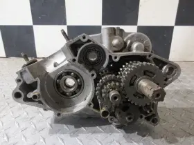 37f02 Yamaha 88-06 96 1996 Yfs200 Yfs 200 Blaster Transmission Damaged Crankcase