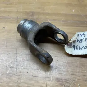 4kb-46146-12-00 Yamaha Oem 1997-2002 Wolverine 350 Yoke On Front Differential For Prop Shaft