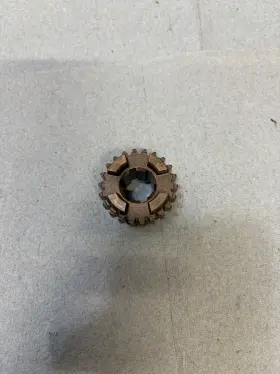 59v-17131-00-00 Yamaha 1988 Moto 4 3rd Pinion Gear 22t