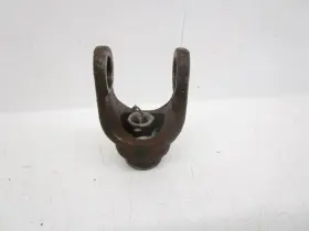 5gt-17556-00-00 Yamaha 00 Yfm 600 Grizzly Rear Drive Yoke Joint #5 1999-2001