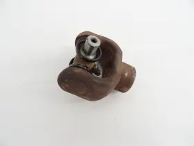 5gt-46107-00-00-3 Yamaha 99 00 Grizzly 600 4x4 Drive Shaft Yoke U Joint #3 5gt-46107-00-00