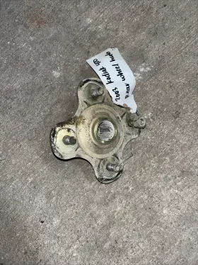 5nd-f5383-10-00 Yamaha Big Bear Bruin Kodiak Grizzly 400 350 Rear Right Wheel Hub 5nd-f5383-10-00. A6