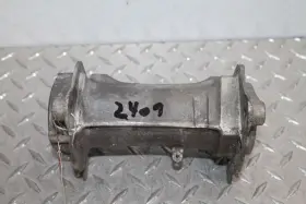 5v6-25311-00-00 Yamaha 1982 Tri Moto 125 J Rear Axle Carrier Hub Housing